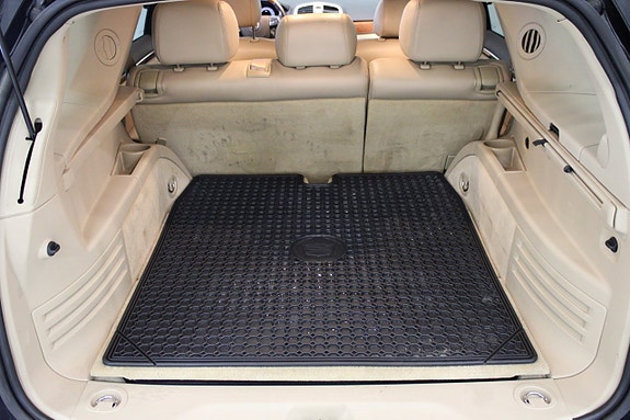 Cadillac SRX 10 of 23