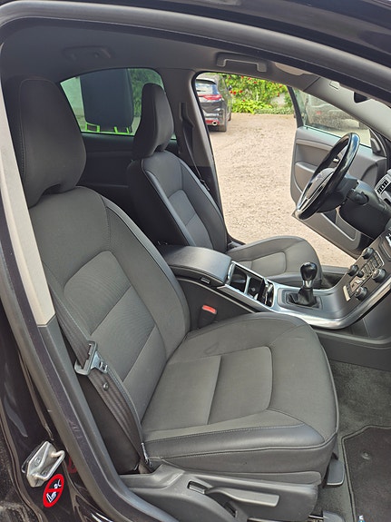 Volvo S80 4 of 8