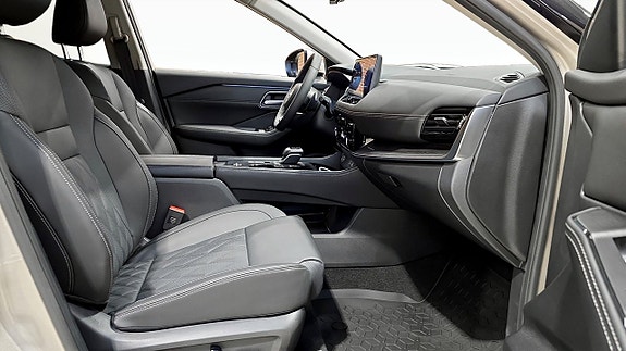 Nissan X-Trail 7 of 14