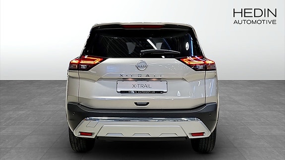 Nissan X-Trail 5 of 14