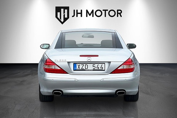Mercedes-Benz SL500 7 of 30