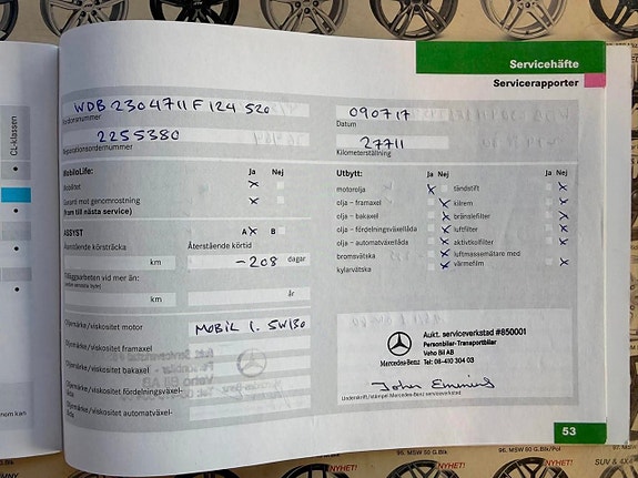 Mercedes-Benz SL500 24 of 30