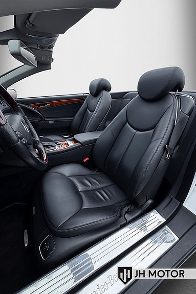 Mercedes-Benz SL500 14 of 30