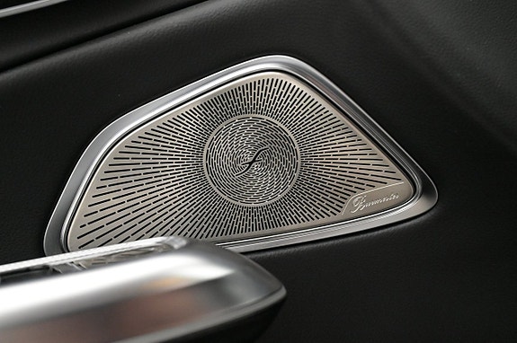 Mercedes-Benz E300 de 13 of 27
