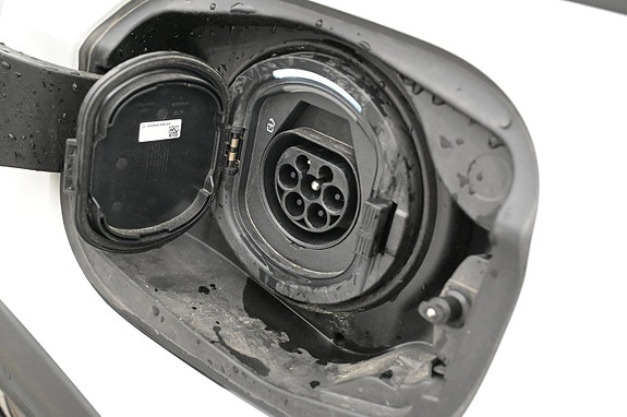 Mercedes-Benz E300 de 25 of 27