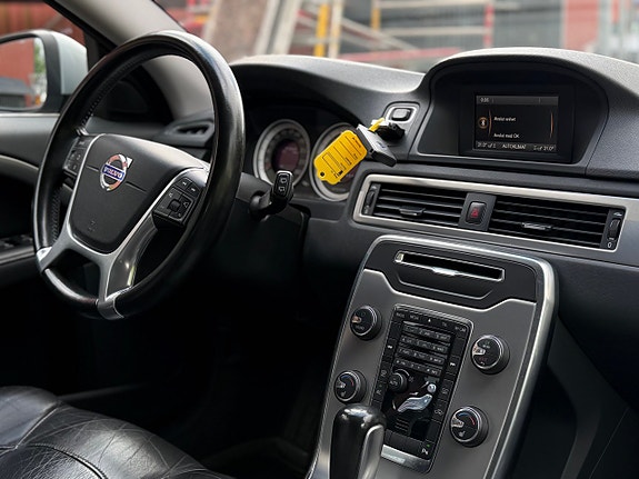 Volvo V70 20 of 23