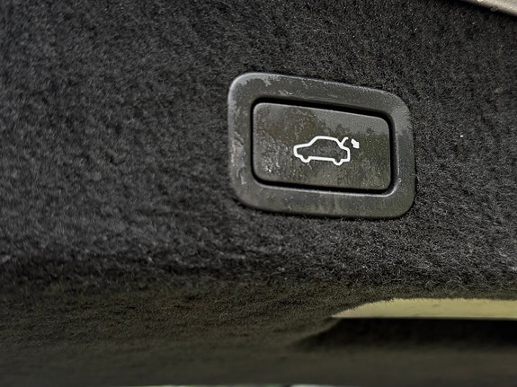 Volvo V70 18 of 23
