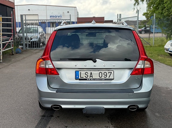 Volvo V70 5 of 5