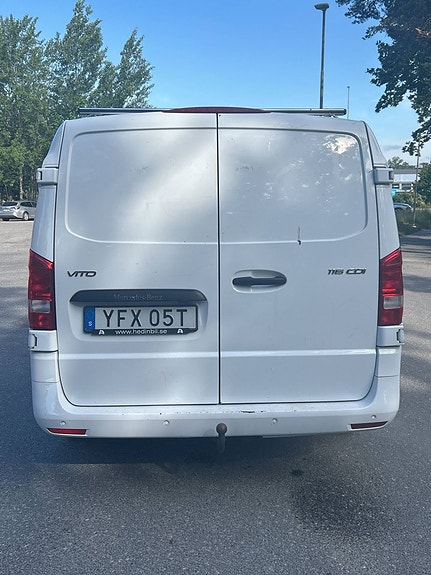 Mercedes-Benz Vito 108 4 of 5