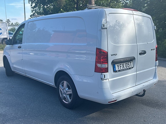 Mercedes-Benz Vito 108 3 of 5