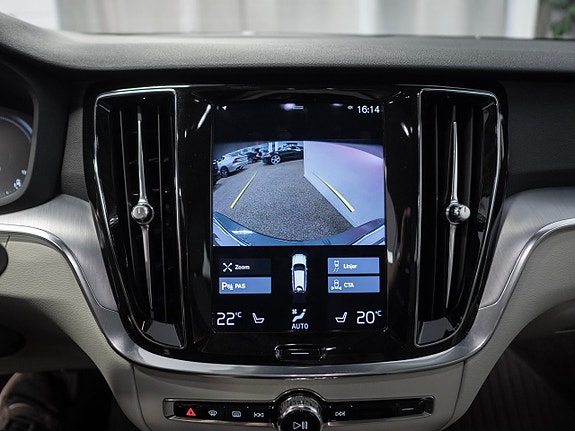 Volvo V60 14 of 17