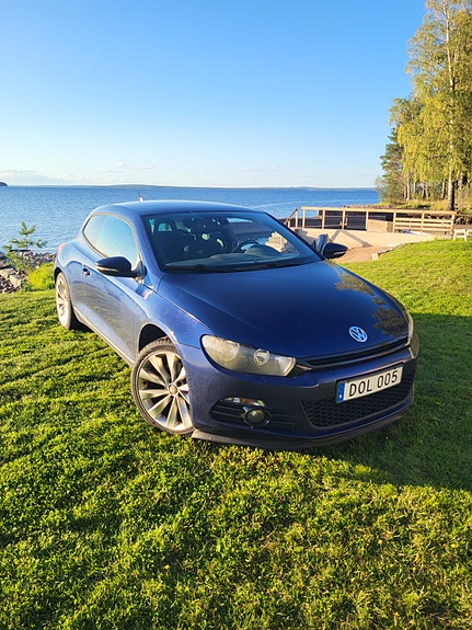 Volkswagen Scirocco 2 of 5