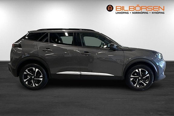 Peugeot 2008 4 of 5