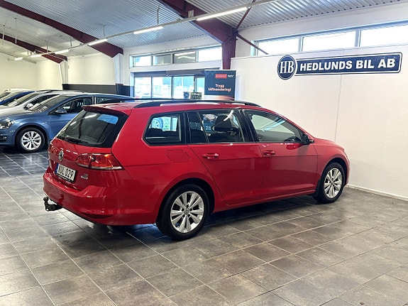 Volkswagen Golf VII 11 of 18