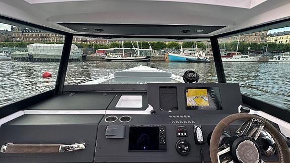 Axopar 37 Brabus -2019 15 of 19