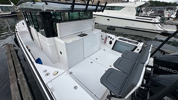 Axopar 37 Brabus -2019 4 of 19