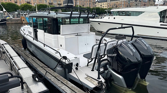 Axopar 37 Brabus -2019 3 of 19