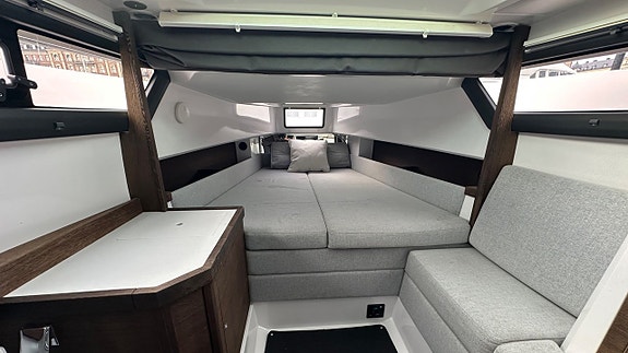 Axopar 37 Brabus -2019 16 of 19
