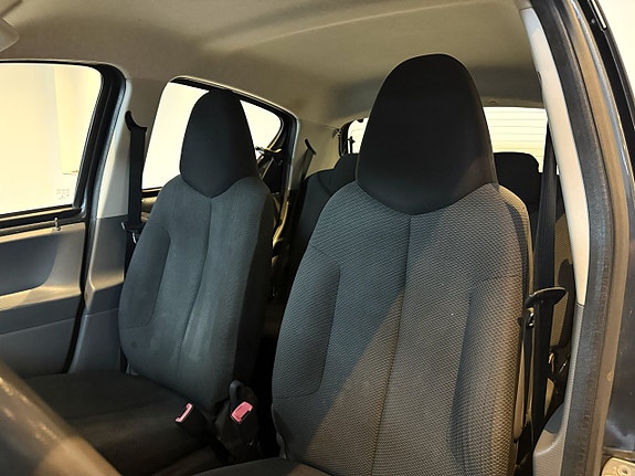 Toyota Aygo 9 of 15