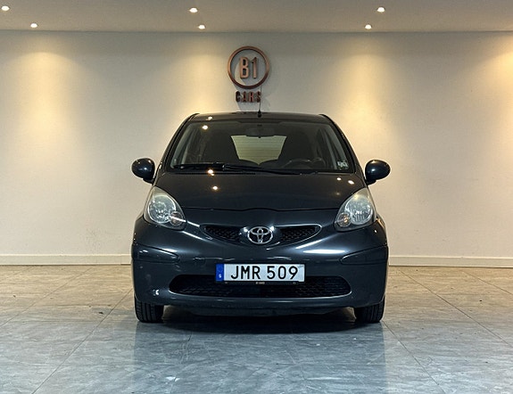 Toyota Aygo 6 of 15