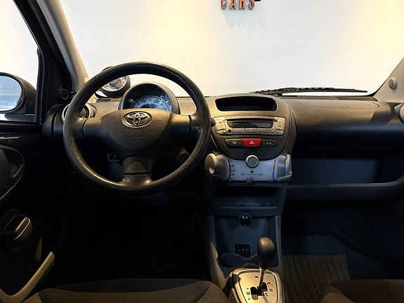 Toyota Aygo 12 of 15