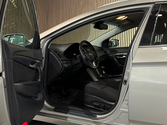 Hyundai i40 10 of 28