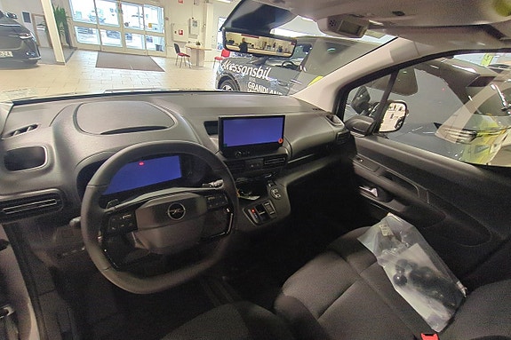 Opel Combo-e 6 of 9