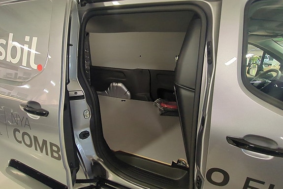 Opel Combo-e 7 of 9