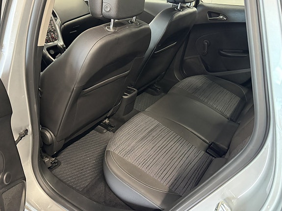 Opel Astra 17 of 17