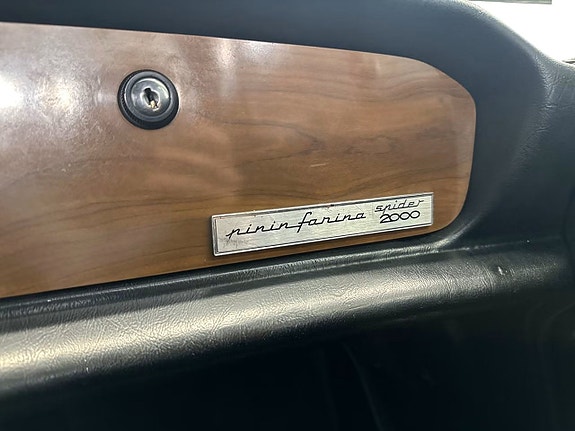 Fiat Spider 19 of 21