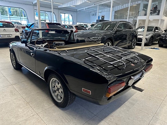 Fiat Spider 9 of 21