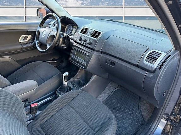 Skoda Fabia 7 of 12