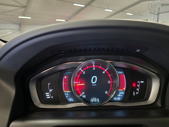 Volvo XC60 12 of 12