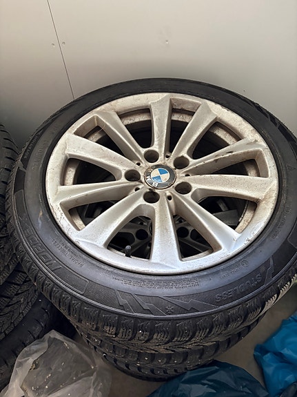 BMW 520d 4 of 8