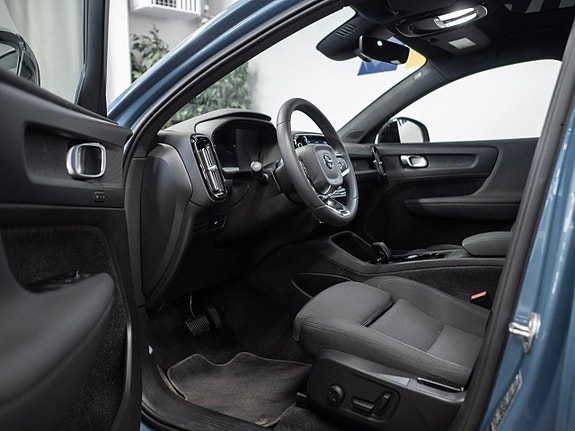 Volvo C40 4 of 5