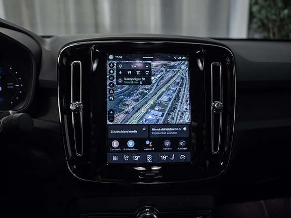 Volvo C40 15 of 16