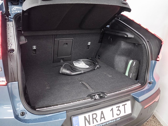 Volvo C40 10 of 16