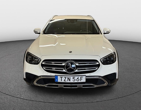 Mercedes-Benz E220 d 8 of 30