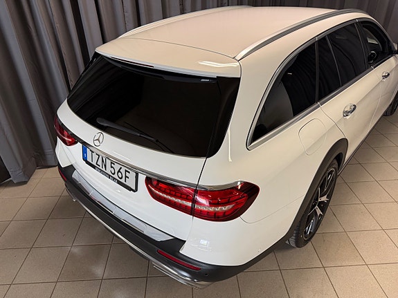 Mercedes-Benz E220 d 29 of 30
