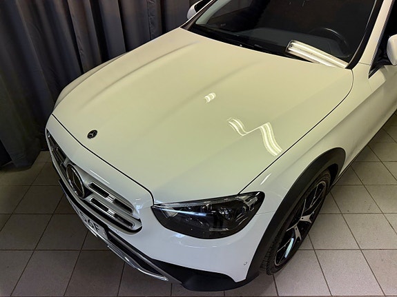 Mercedes-Benz E220 d 26 of 30