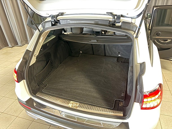 Mercedes-Benz E220 d 21 of 30