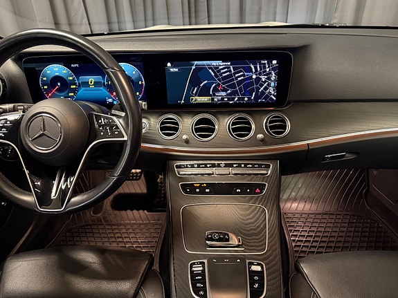 Mercedes-Benz E220 d 13 of 30
