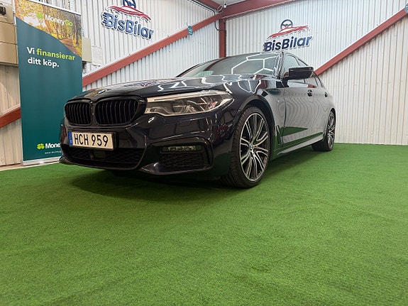 BMW 520d 3 of 5
