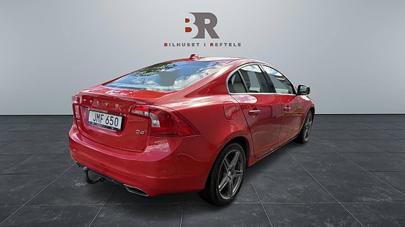 Volvo S60 5 of 5