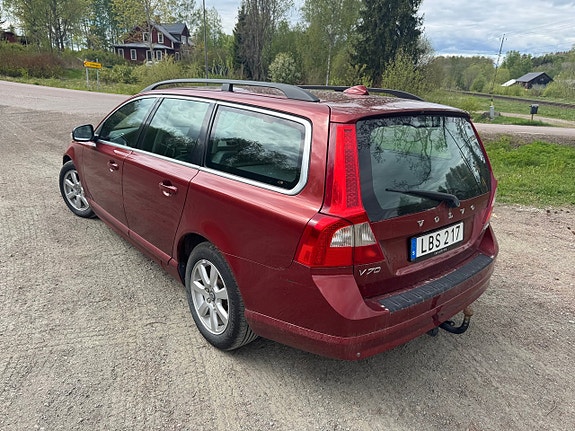 Volvo V70 5 of 5