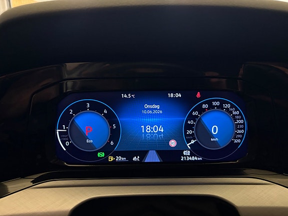 Volkswagen Golf Alltrack 13 of 23