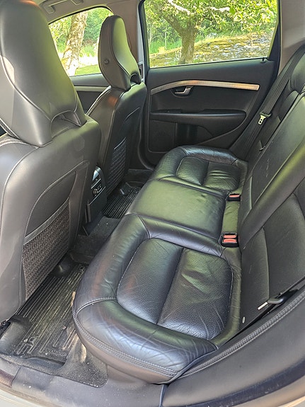 Volvo XC70 5 of 5