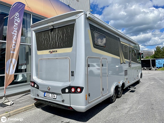 Frankia 840GD F-LINE / Hydrauliska stödben, AC Bodel. Perfekta bilen för campi 3 of 21