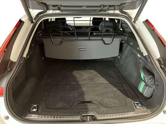 Volvo V90 13 of 14