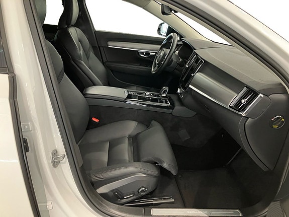 Volvo V90 4 of 5